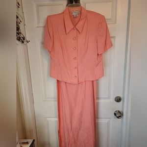 Karin Stevens Woman's Two Piece Suit, Size: 12 Color: Pink